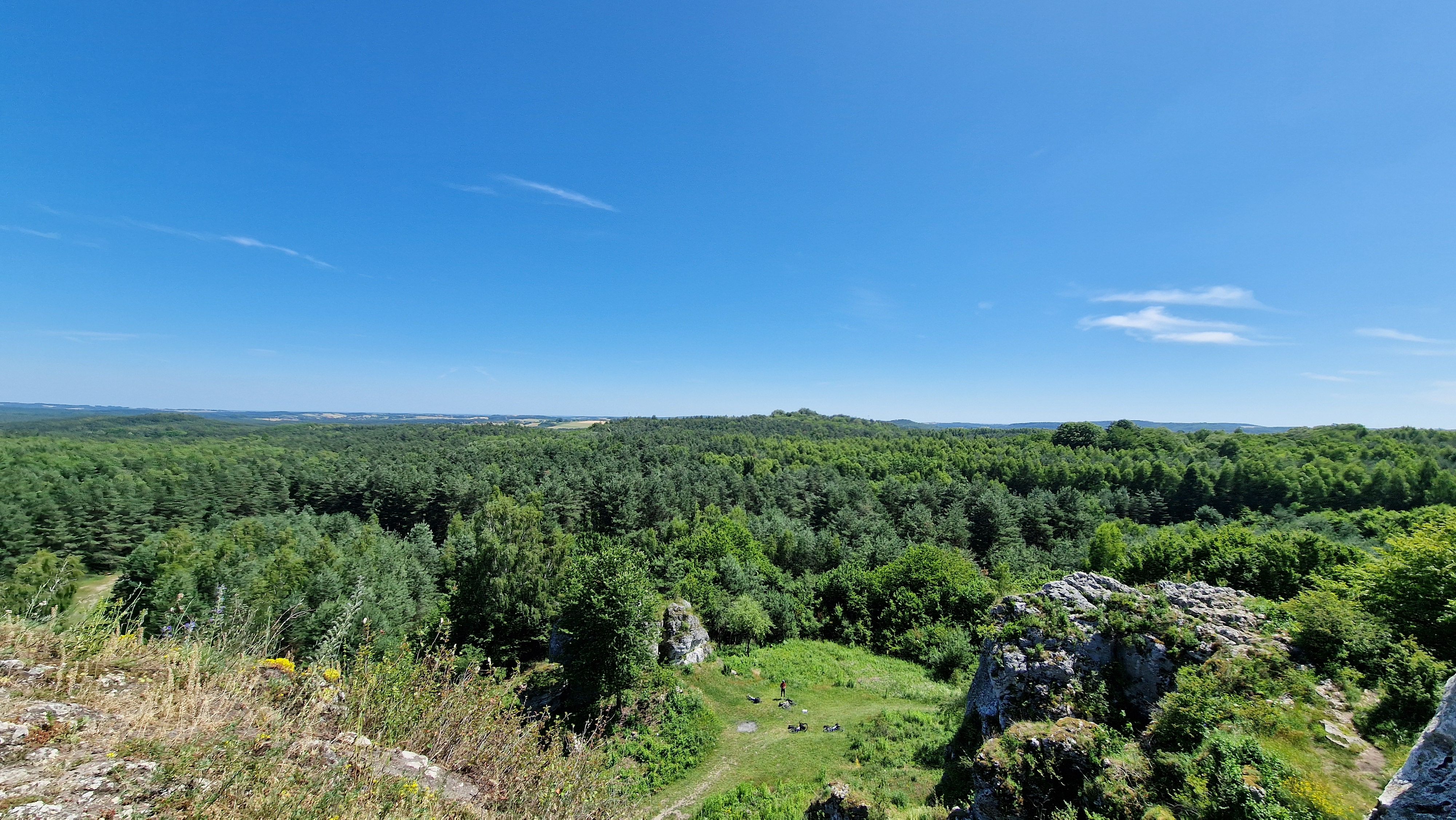 Okiennikna rowerze. Jura Krakowsko-Częstochowska