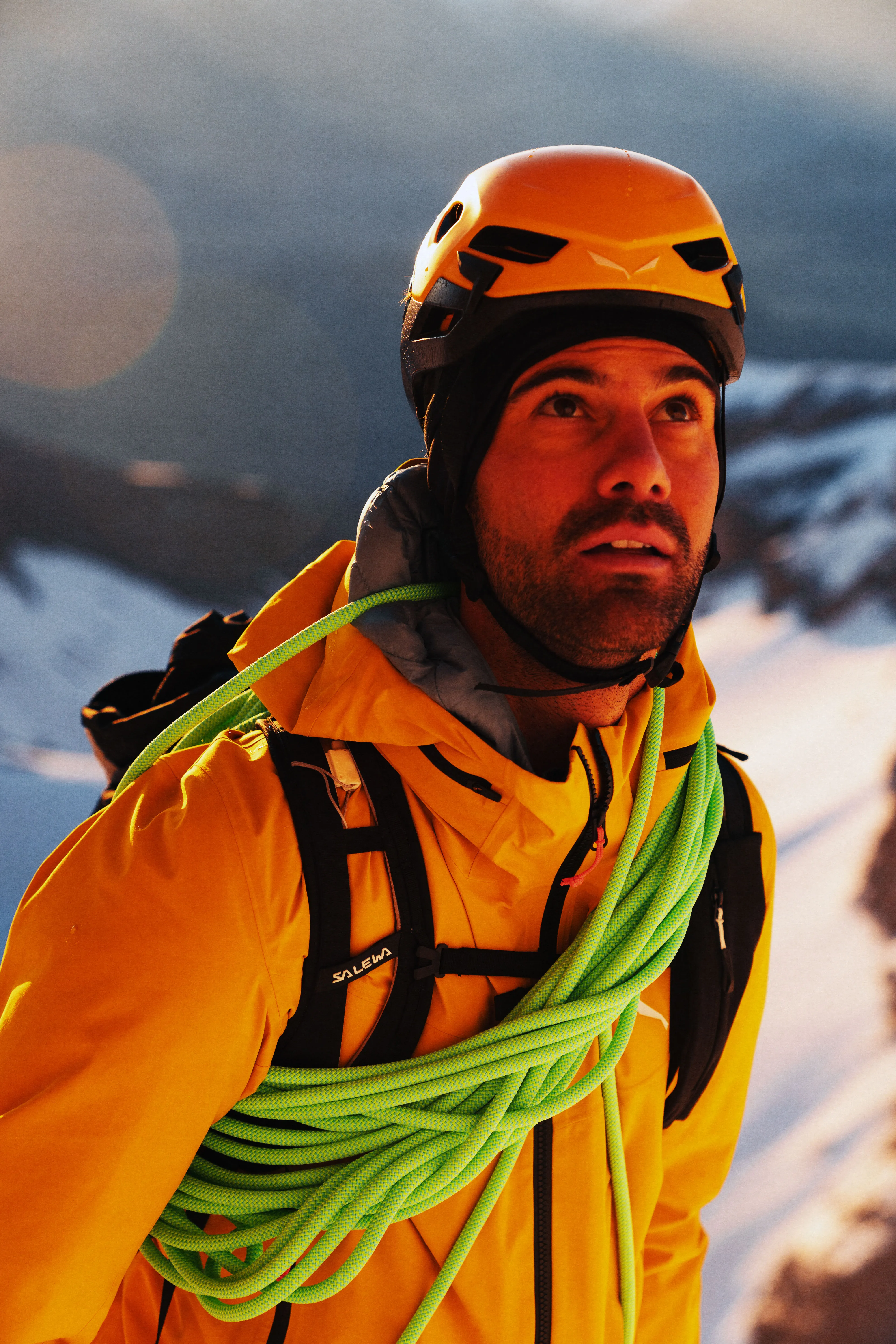 Dobierz idealną kurtkę na zimowy trekking z Lavaredo.pl