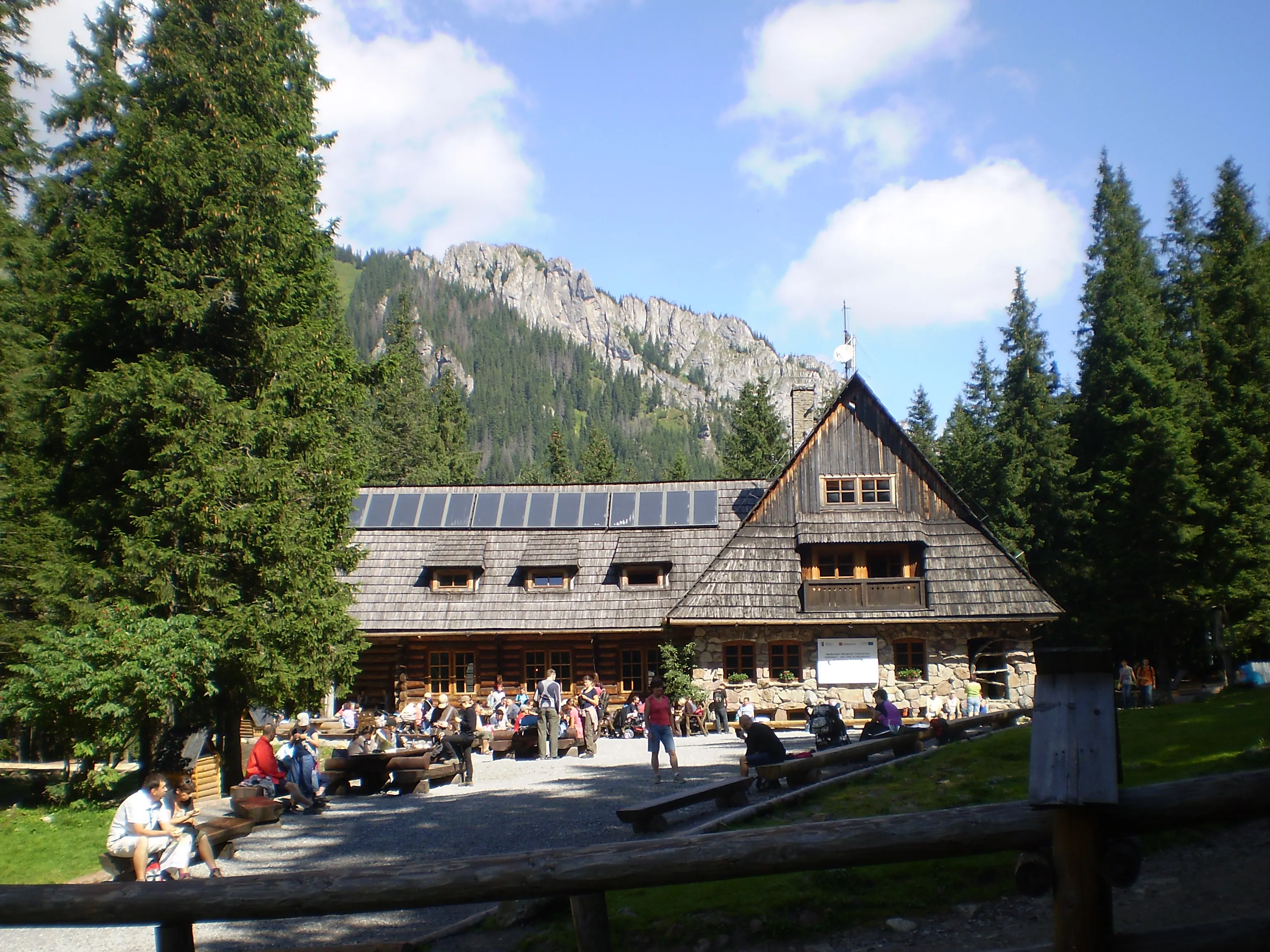  Schronisko_na_Hali_Ornak_-_panoramio_wynik