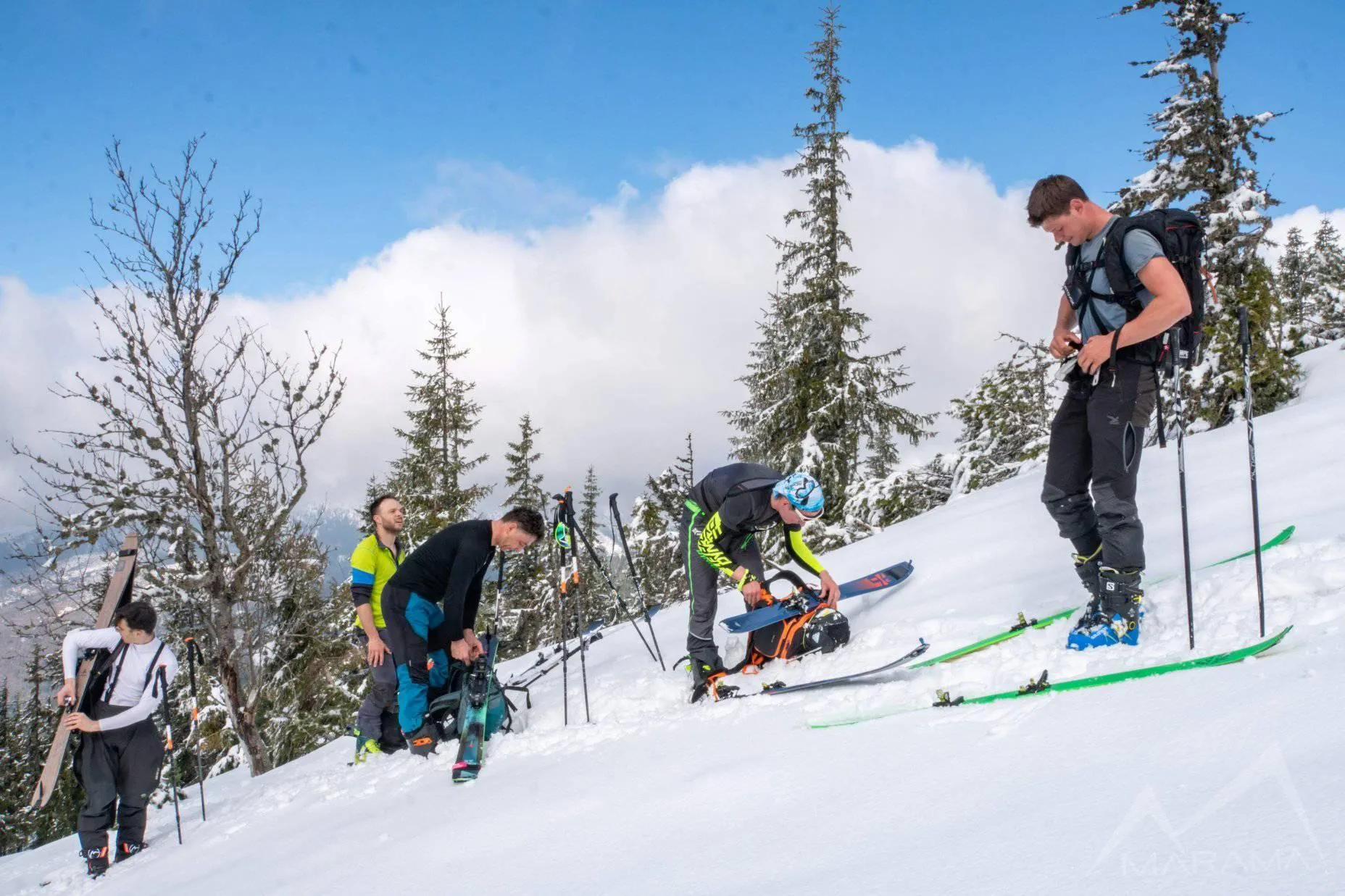 Autor bloga i koledzy w drodze na Krywań - Swieta górę Słowaków