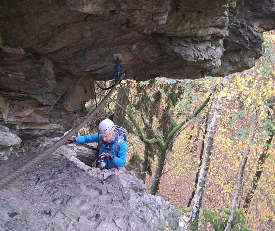 Via ferrata - pod okapem