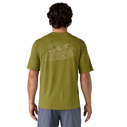 Męski T-Shirt Oddychający Patagonia M's Cap Cool Daily Graphic Shirt - Lands - Wind Runner: Graze Green X-Dye